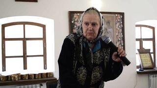 Лечение травами. Как выжить и сохранить здоровье? Ответит на вопрос самая известная православная травница Елена Федоровна Зайцева, 2016+